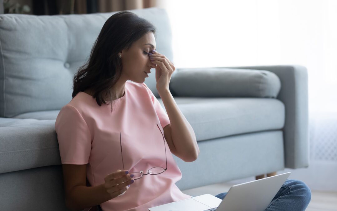The Connection Between Screen Time and Dry Eyes—Can Envision Help?
